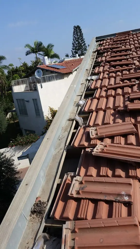 תיקון נזילות ניקוי מרזבים