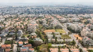 תיקון גגות רעפרים רעננה